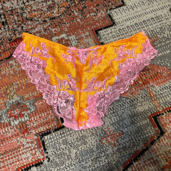 Savage X Fenty pairs of underwear in size XL NWOT - Picture 5 of 9